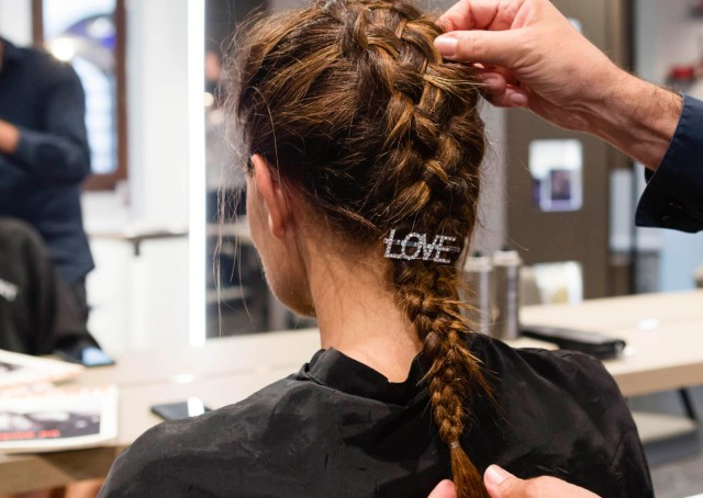 Capelli fai da te per i matrimoni della stagione!